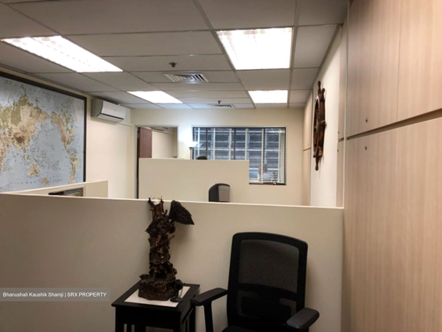 International Plaza (D2), Office #496704861